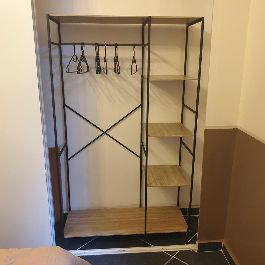 Appartement Intra Muros 8 Personnes Climatise Wifi Stationnement Facile Avignon Exterior photo